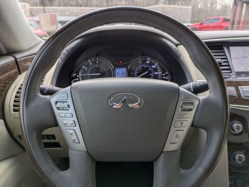 Used 2017 INFINITI QX80 Base w/ Driver Assistance Package image 28