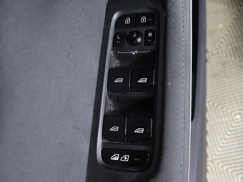 Used 2024 Polestar Polestar 2 AWD/4WD image 38