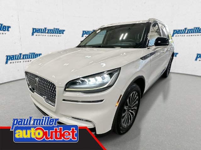 Used 2022 Lincoln Aviator AWD w/ Premium Package image 1