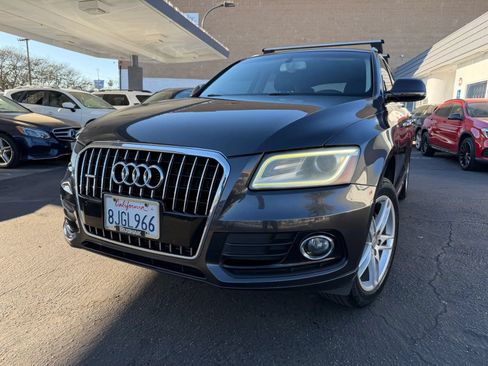 Used 2016 Audi Q5 2.0T Premium Plus w/ Technology Package AWD/4WD image 3