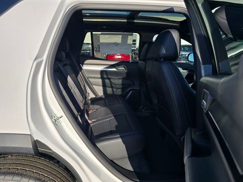 New 2026 GMC Terrain Elevation w/ Elevation Premium Package image 32