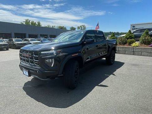 New 2026 GMC Canyon AT4 w/ Technology Plus Package AWD/4WD image 3
