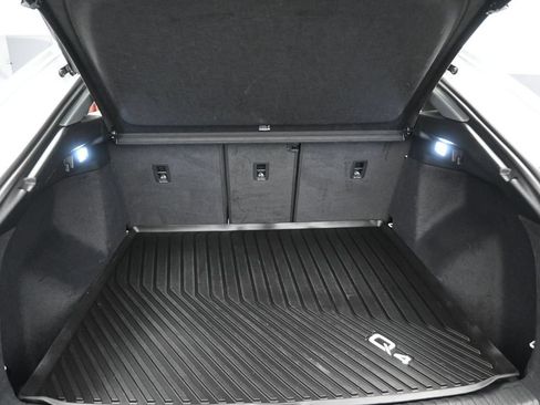 Used 2023 Audi Q4 e-tron Premium Plus AWD/4WD image 32