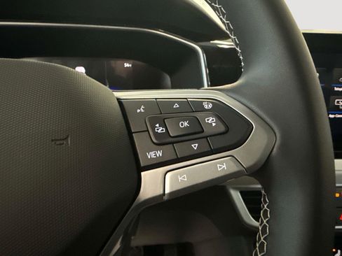New 2026 Volkswagen Taos SE AWD/4WD image 27