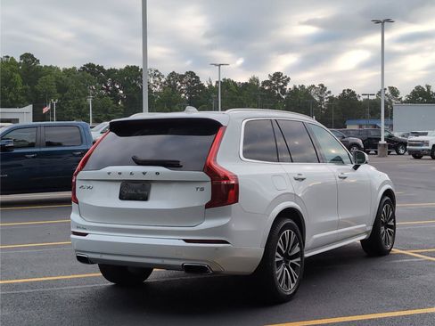 Used 2020 Volvo XC90 T5 Momentum FWD image 7