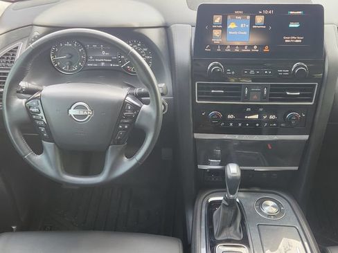Used 2022 Nissan Armada SV w/ SV Appearance Package RWD image 24