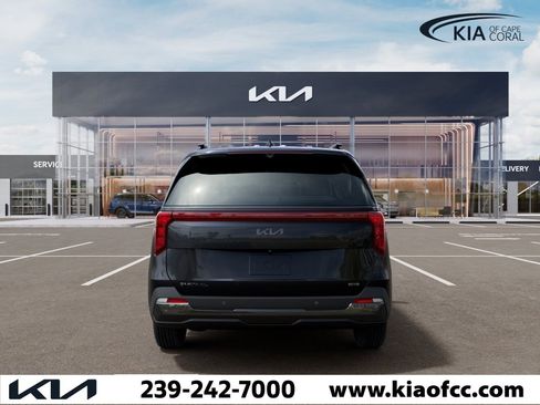 New 2026 Kia Carnival SX w/ SX Dark Edition Package FWD image 5