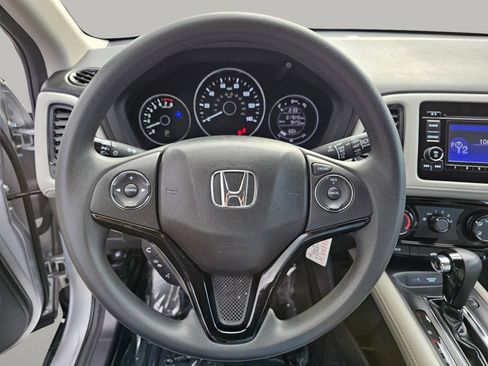 Used 2016 Honda HR-V LX image 5