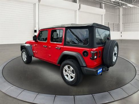Used 2018 Jeep Wrangler Unlimited Sport S image 2