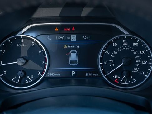 Used 2024 Nissan Murano Platinum w/ Cargo Package image 23