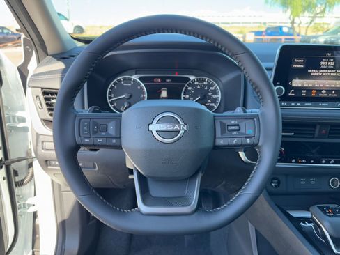 New 2026 Nissan Rogue SV w/ Cold Weather Package FWD image 20