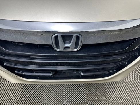 Used 2020 Honda Accord LX image 9