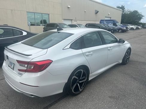 Used 2022 Honda Accord Sport image 5