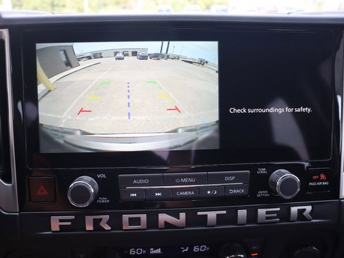 Used 2026 Nissan Frontier SV w/ SV Convenience Package RWD image 29
