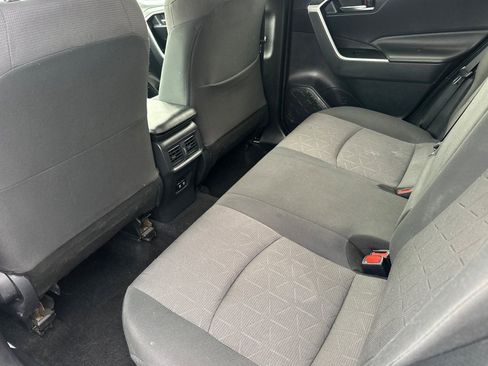 Used 2019 Toyota RAV4 XLE image 14