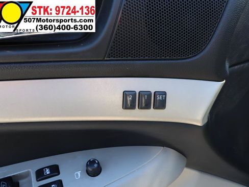 Used 2008 INFINITI G35 x Sedan w/ Premium Pkg AWD/4WD image 13