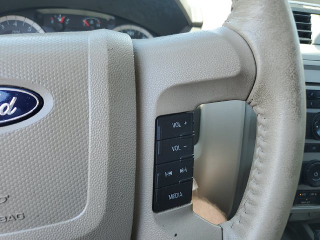 Used 2010 Ford Escape XLT FWD image 20