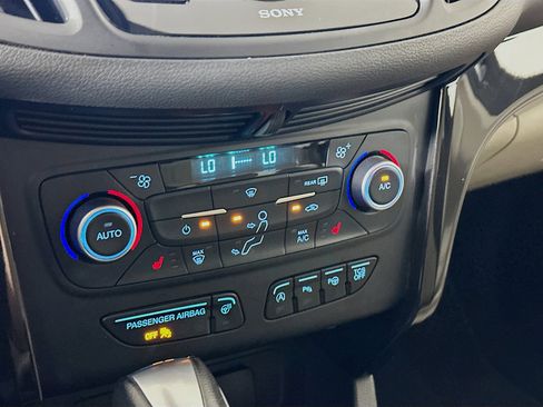 Used 2018 Ford Escape Titanium FWD image 23