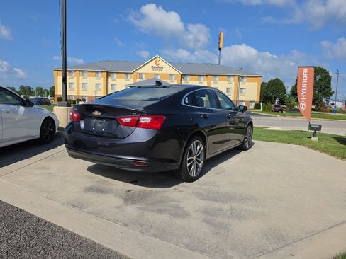 Used 2023 Chevrolet Malibu LT FWD image 5