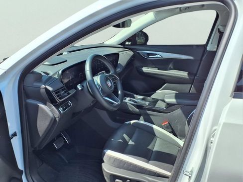 Used 2024 Buick Envision Sport Touring AWD/4WD image 19