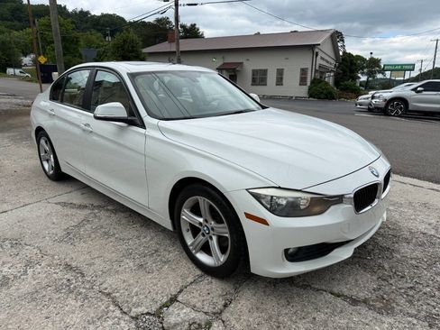 Used 2015 BMW 328i Sedan RWD image 4