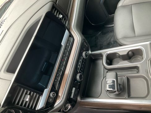 Used 2023 Chevrolet Silverado 1500 LT Trail Boss w/ Convenience Package II image 30