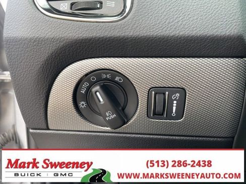 Used 2020 Dodge Durango R/T w/ Technology Group image 16