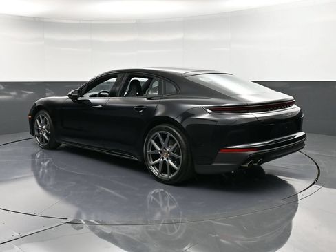 Certified 2025 Porsche Panamera 4 AWD/4WD image 3