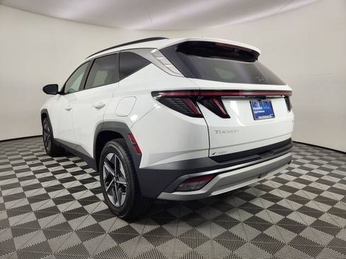 Used 2025 Hyundai Tucson SEL AWD/4WD image 3