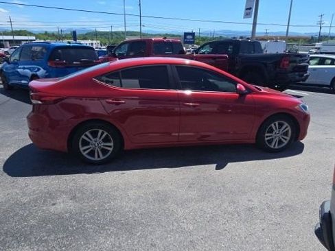 Used 2017 Hyundai Elantra Value Edition image 5