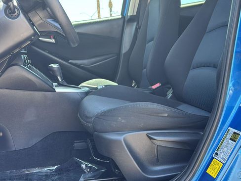 Used 2019 Toyota Yaris LE FWD image 27