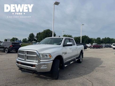 Used 2016 RAM 2500 Laramie w/ Convenience Group AWD/4WD image 6