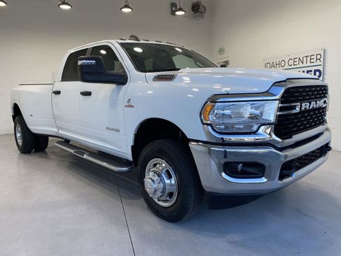 Used 2024 RAM 3500 Big Horn AWD/4WD image 2
