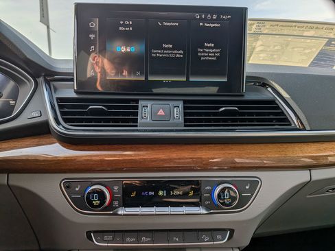 Used 2022 Audi Q5 2.0T Premium Plus w/ Premium Plus Package image 19