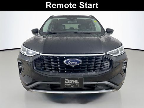 Used 2024 Ford Escape Platinum AWD/4WD image 3