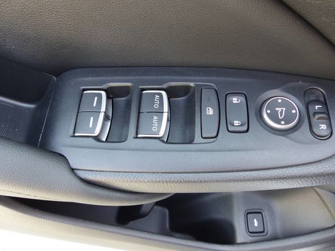 Used 2022 Honda Accord Sport image 22