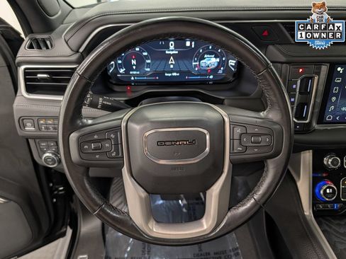 Used 2022 GMC Yukon XL Denali w/ Denali Ultimate Package AWD/4WD image 18