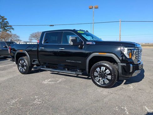 New 2026 GMC Sierra 2500 Denali w/ Technology Package image 3
