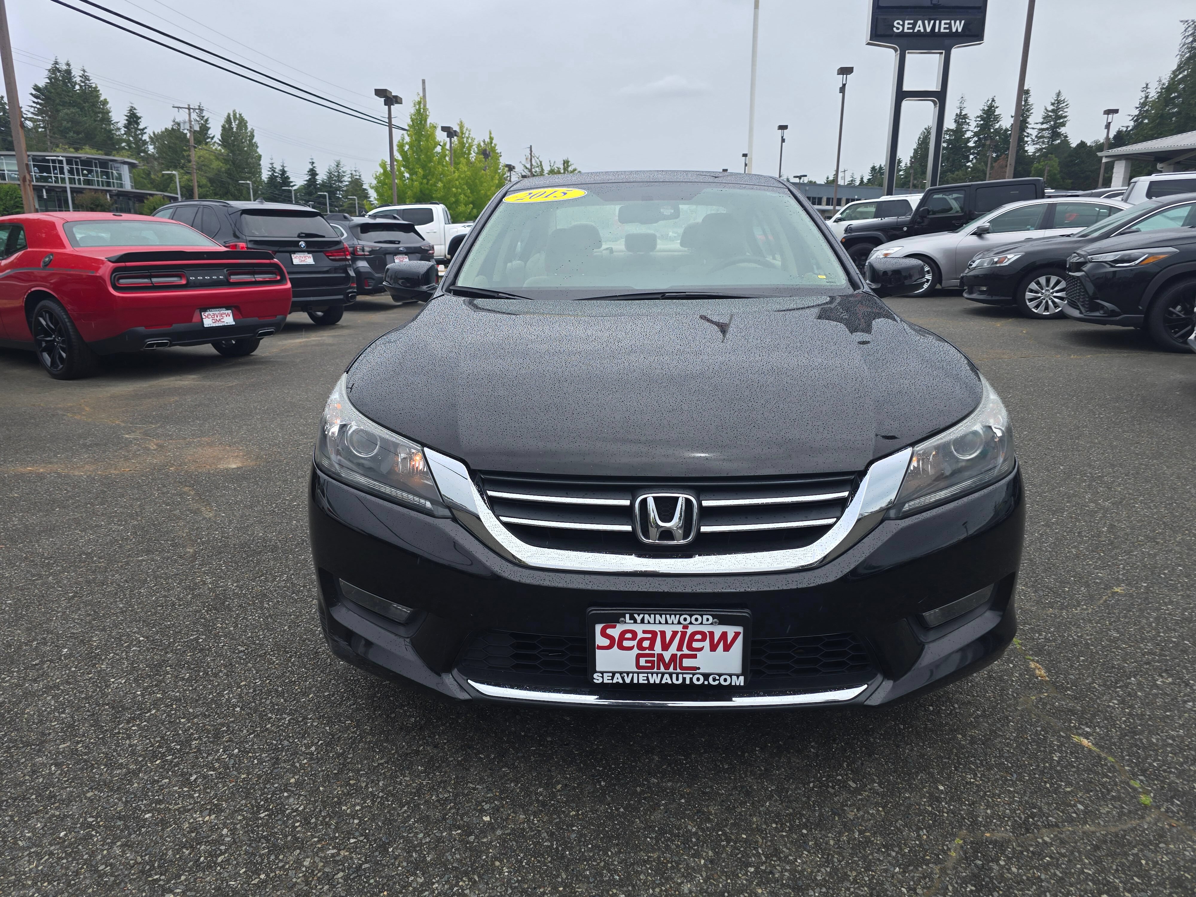 Used 2015 Honda Accord EX image 2