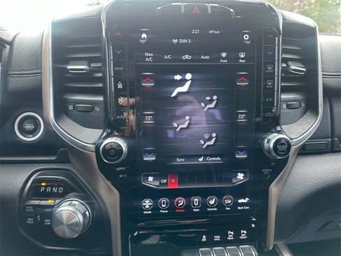 Certified 2021 RAM 1500 Laramie image 22