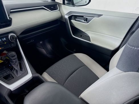 Used 2023 Toyota RAV4 XLE image 21