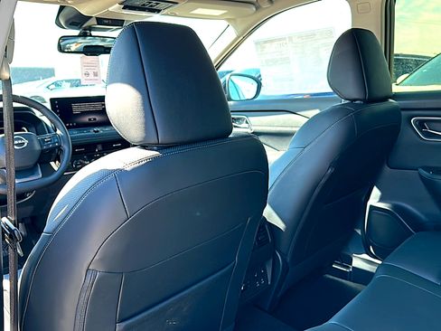 New 2026 Nissan Rogue Platinum w/ Platinum Premium Package image 14