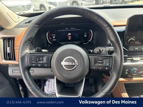 Used 2023 Nissan Pathfinder Platinum w/ Cargo Package AWD/4WD image 15