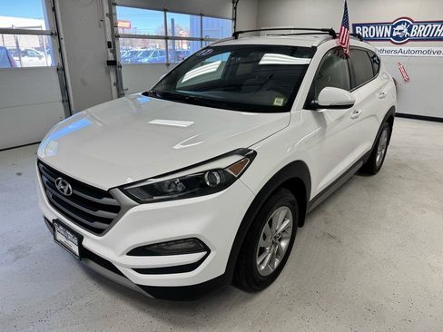 Used 2017 Hyundai Tucson Eco w/ Cargo Package AWD/4WD image 2