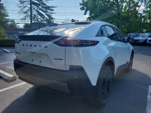 New 2026 Subaru Uncharted AWD image 3