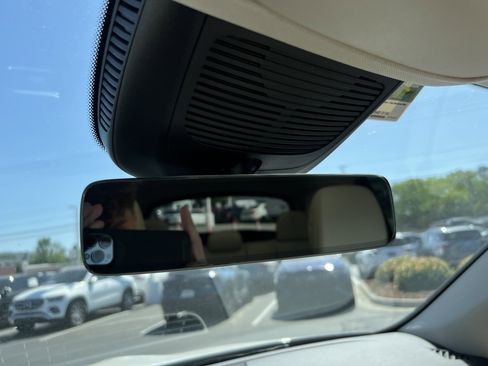 Used 2023 Mercedes-Benz GLE 350 4MATIC image 24