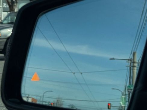 Used 2018 Mercedes-Benz GLS 550 4MATIC image 9