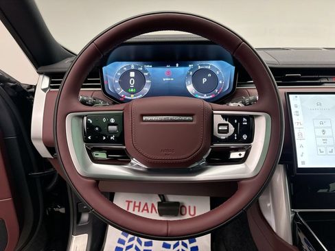 Certified 2025 Land Rover Range Rover SE AWD/4WD image 11