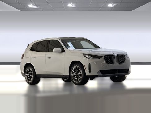 Used 2026 BMW X3 xDrive30i w/ Premium Package AWD/4WD image 6