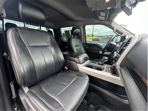Used 2018 Ford F150 Lariat w/ Equipment Group 501A Mid AWD/4WD image 15